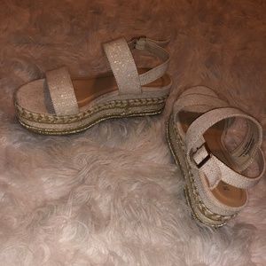 (SOLD) Espadrille platform sandals